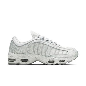 NIKE Air Max Tailwind Sneaker